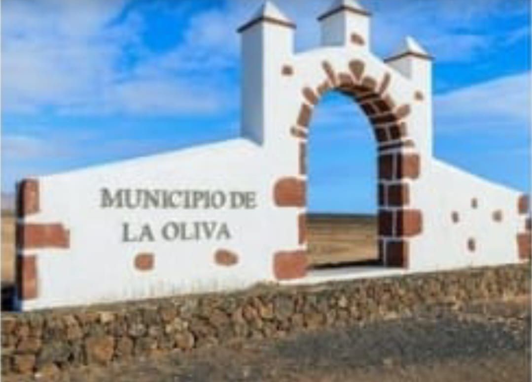 Vista exterior de Pis en venda en La Oliva amb Terrassa, Moblat i Forn