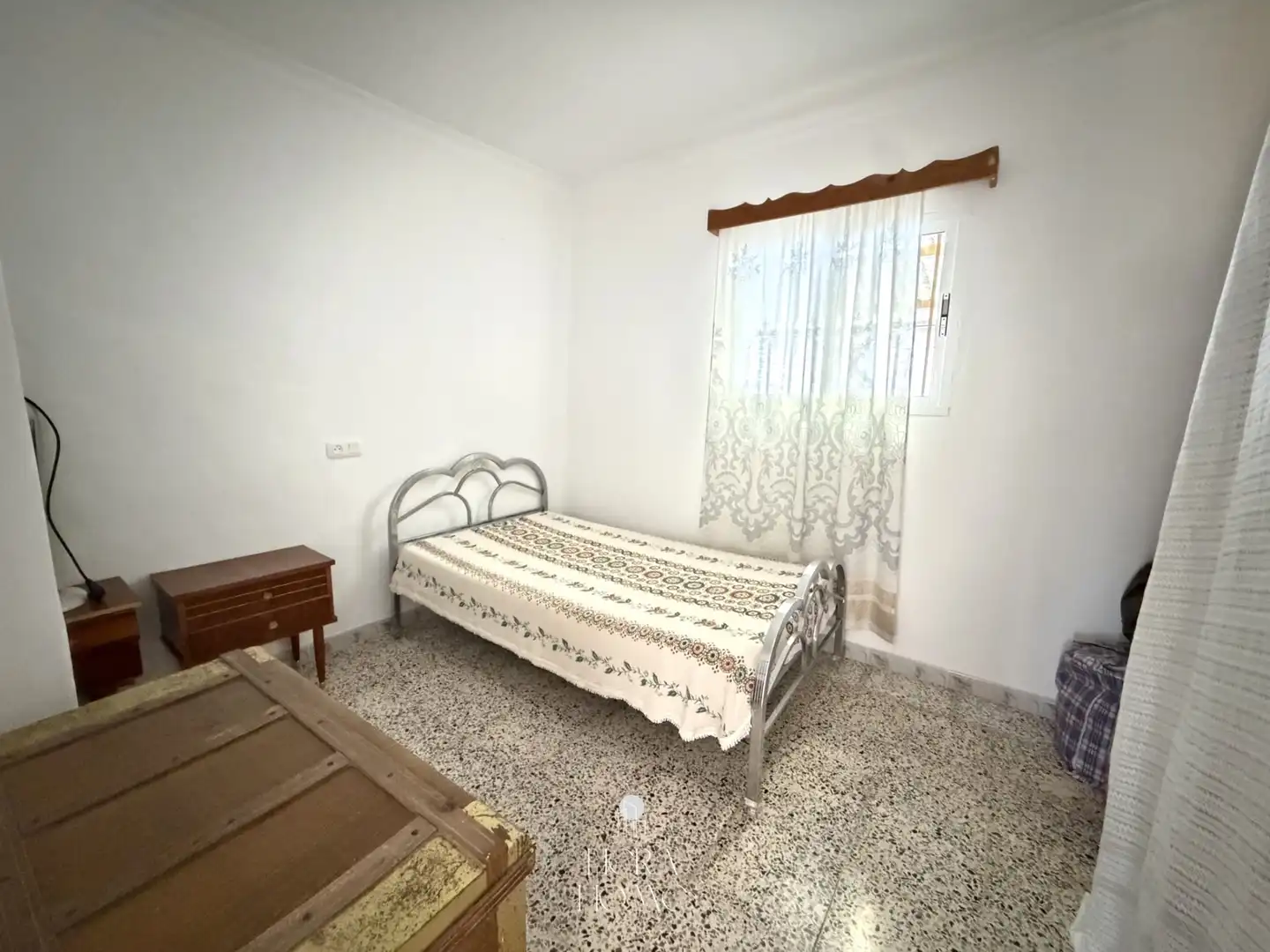 Dormitori de Casa adosada en venda en Ardales amb Jardí privat i Moblat