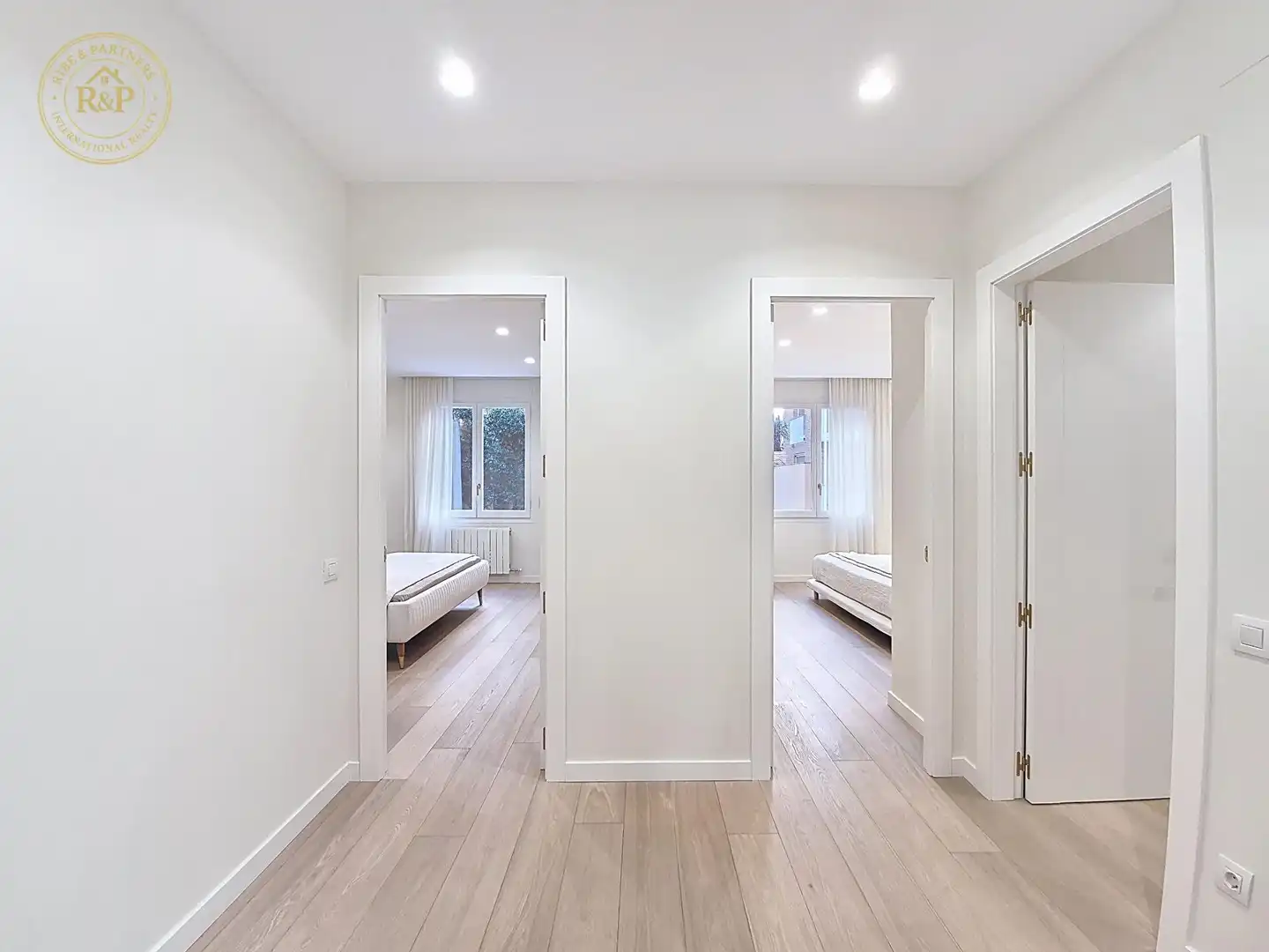 Flat for sale in Barcelona  with Heating, Storage room and Swimming Pool