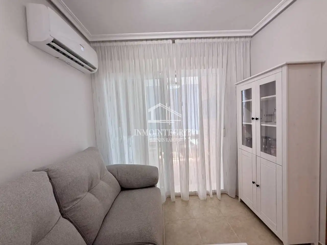 Apartamento con piscina en venta en Avenida Central 14, imagen 16
