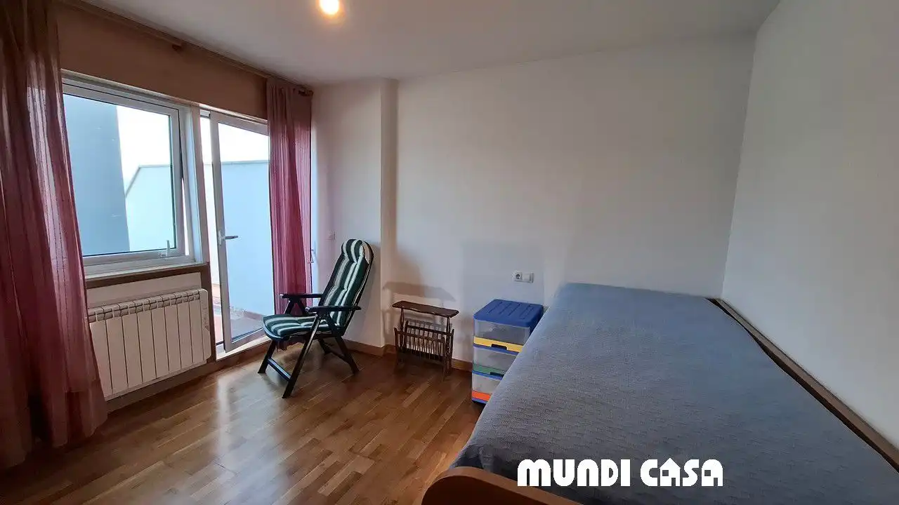 Habitación de Ático de alquiler en Rianxo con Calefacción, Terraza y Trastero