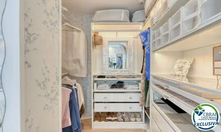 Habitación de Apartamento en venta en Figueres con Amueblado