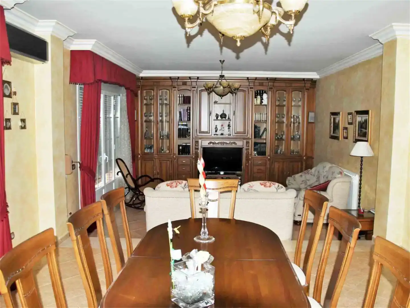 Comedor de Casa o chalet en venta en Belmonte de Tajo con Aire acondicionado, Parquet y Piscina