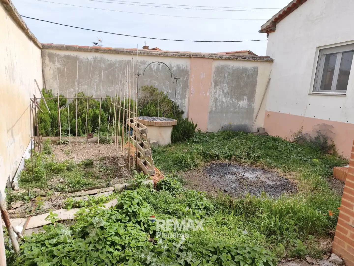 Edificio en venta en Pozoantiguo