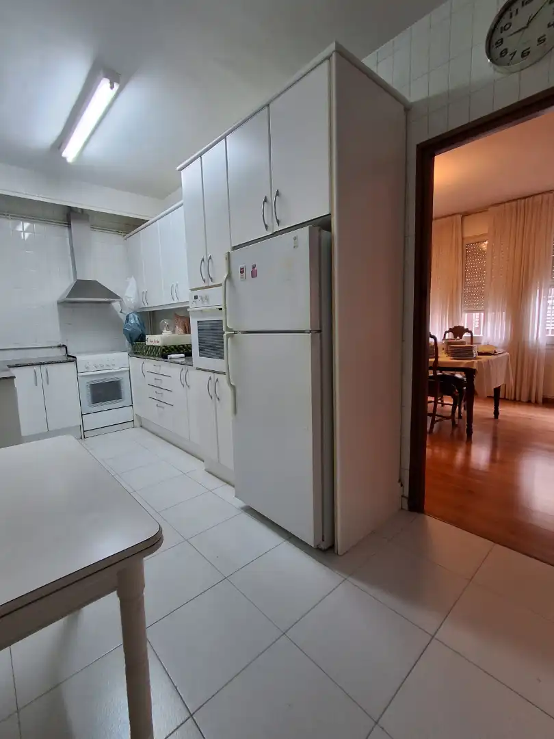 Küche von Wohnung zum Verkauf in Barcelona mit Klimaanlage, Heizung und Parkett