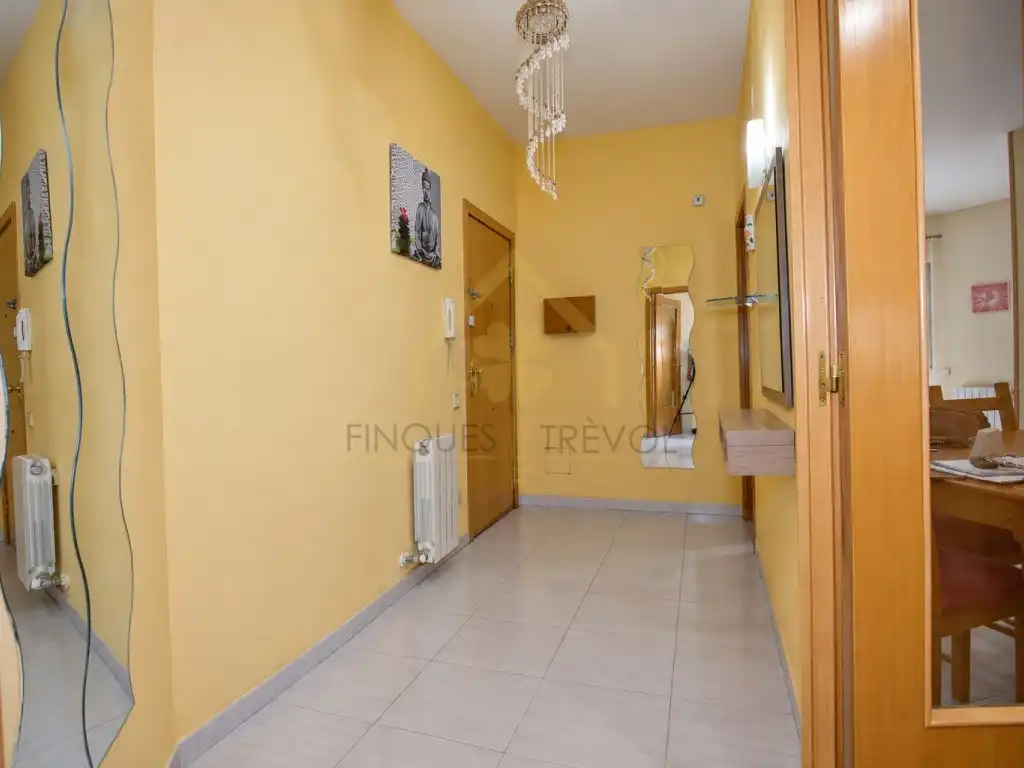 Bajo con ascensor en venta en Tona, imagen 2