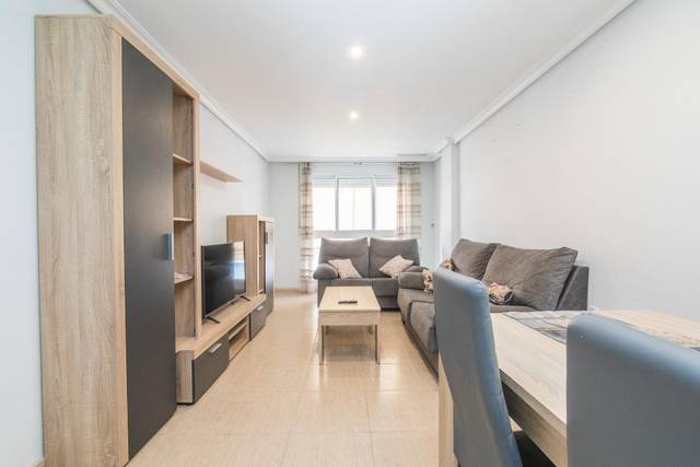 Piso en Alquiler en Calle Federico García Lorca, 89 en Sector V