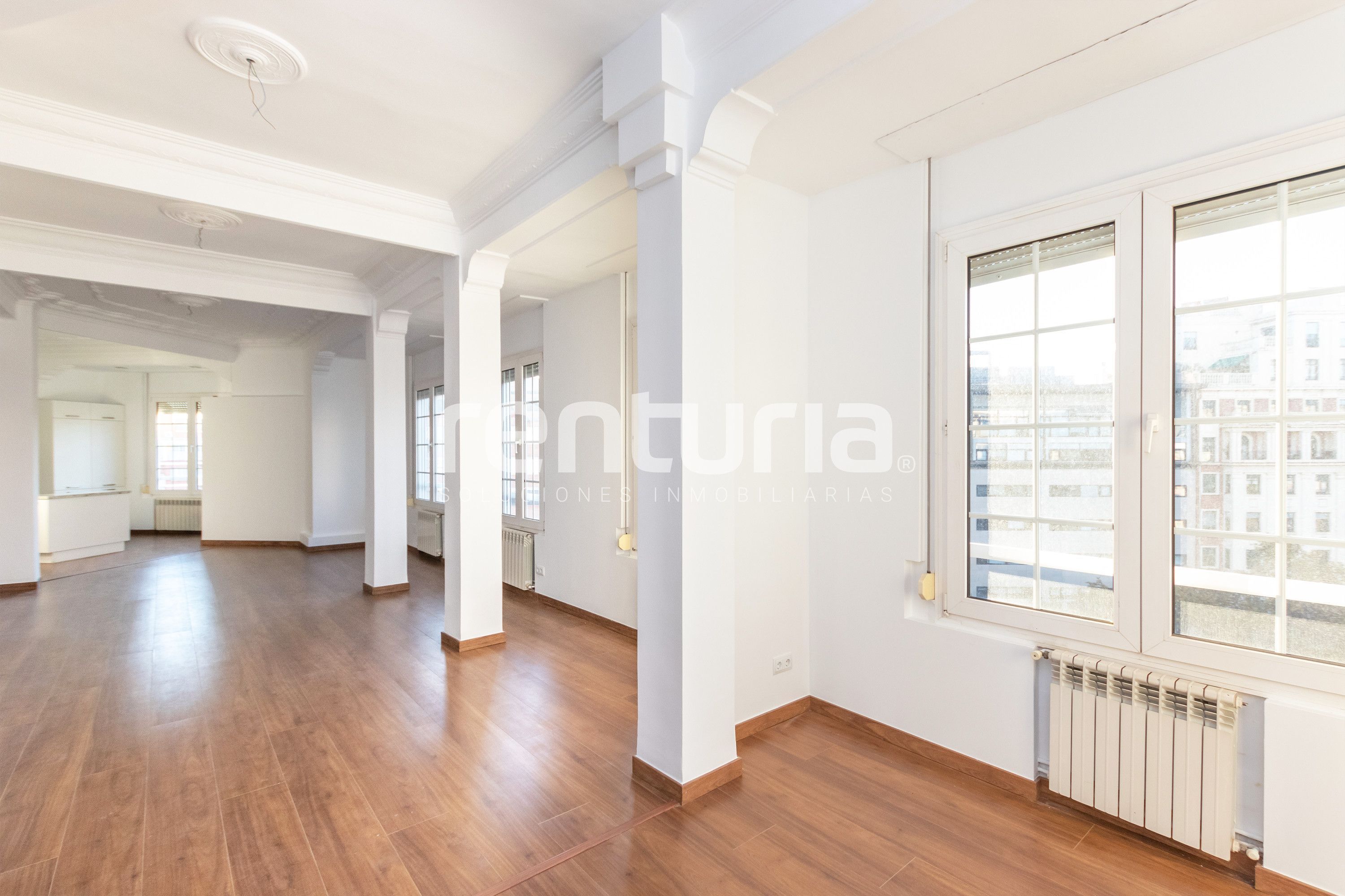 Sala d'estar de Pis de lloguer en  Valencia Capital amb Aire condicionat, Calefacció i Parquet
