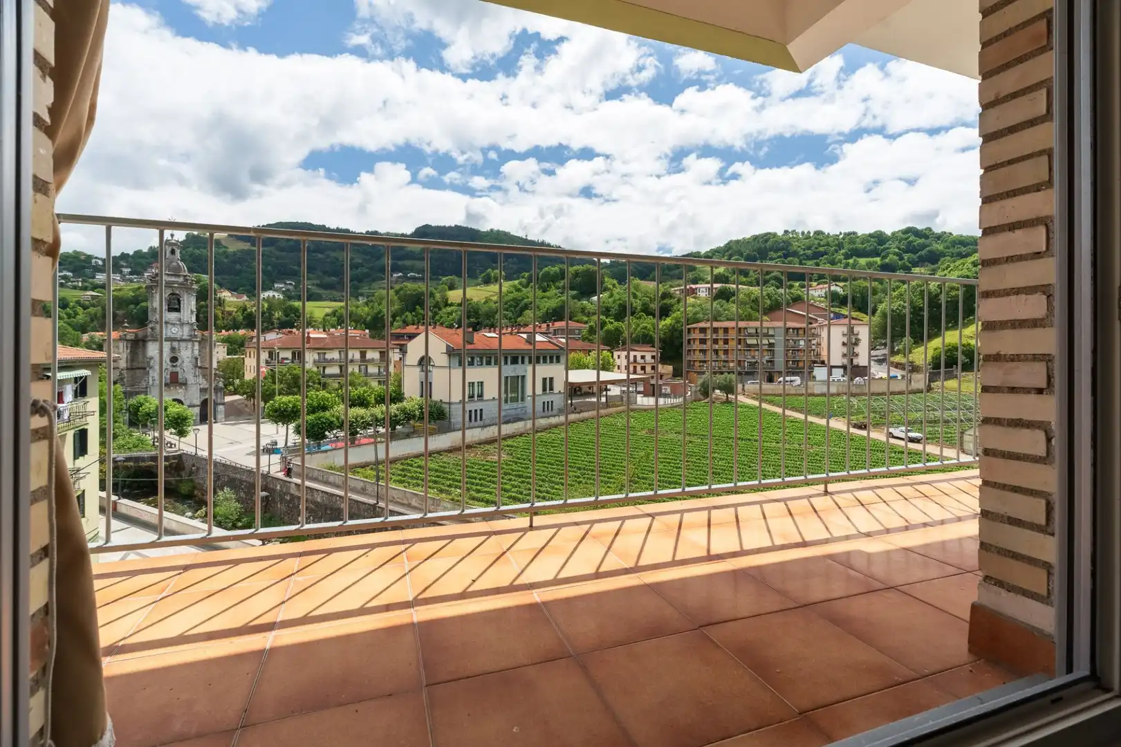 Terrasse von Wohnung zum Verkauf in Ibarra mit Heizung, Abstellraum und Möbliert