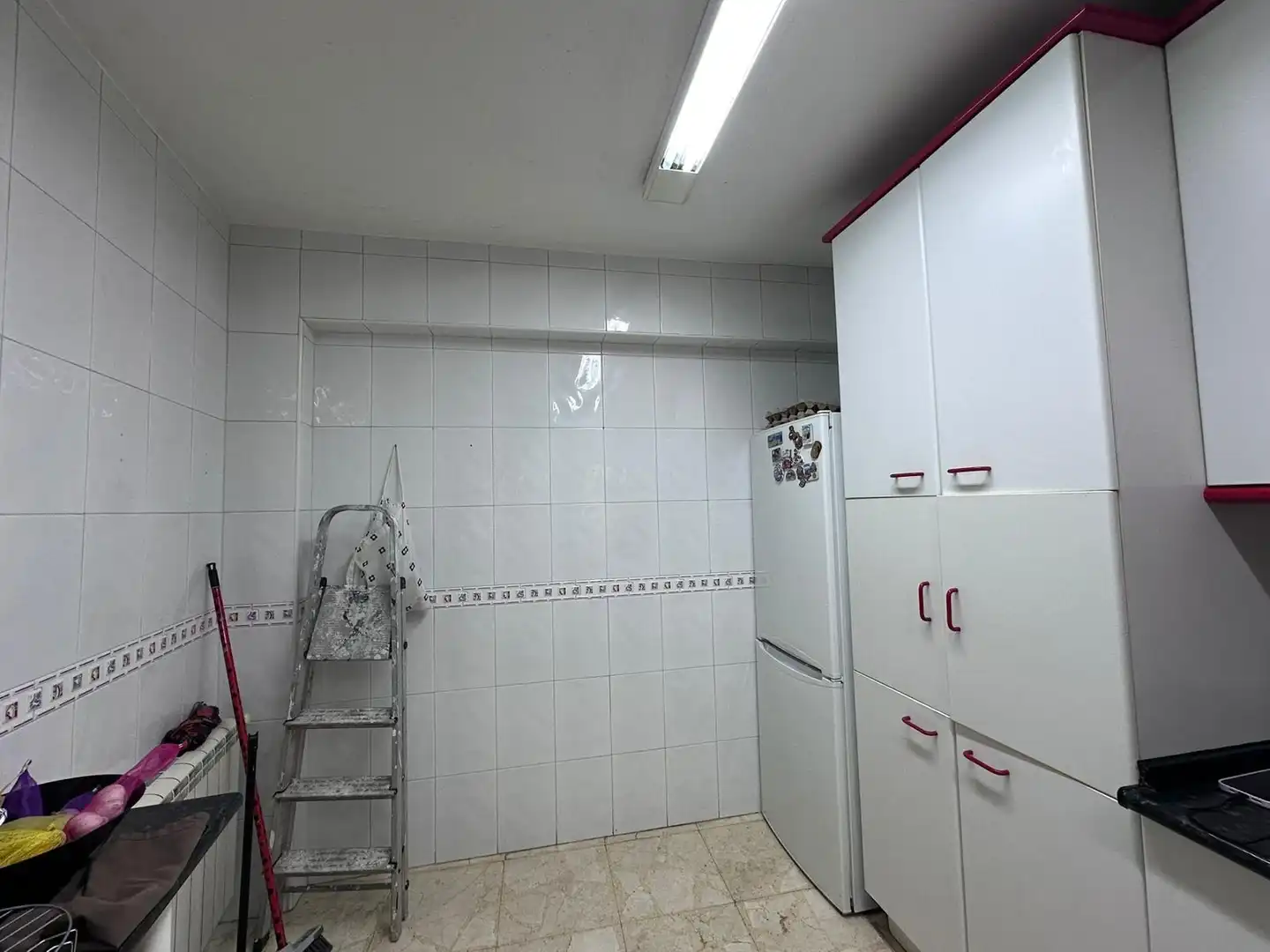 Cuina de Pis en venda en Madrid amb Aire condicionat i Terrassa