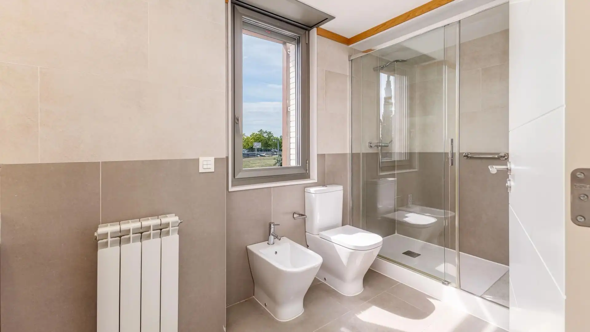Baño de Casa o chalet de alquiler en Sabadell con Aire acondicionado, Calefacción y Jardín privado