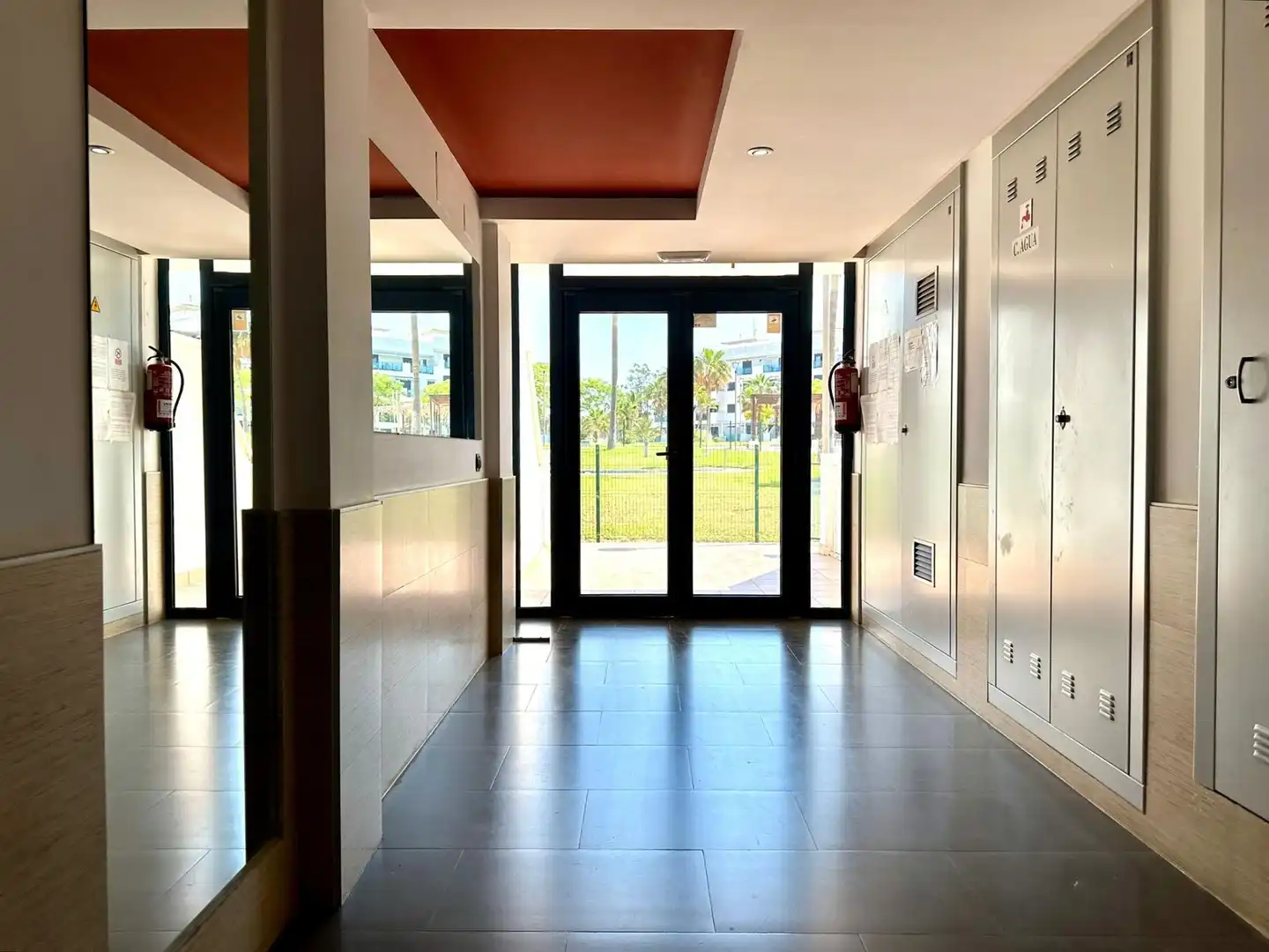 Piso en venta en Almería con Aire acondicionado, Terraza y Trastero