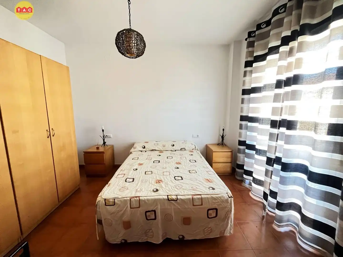 Dormitori de Casa adosada en venda en Lepe amb Terrassa, Traster i Moblat