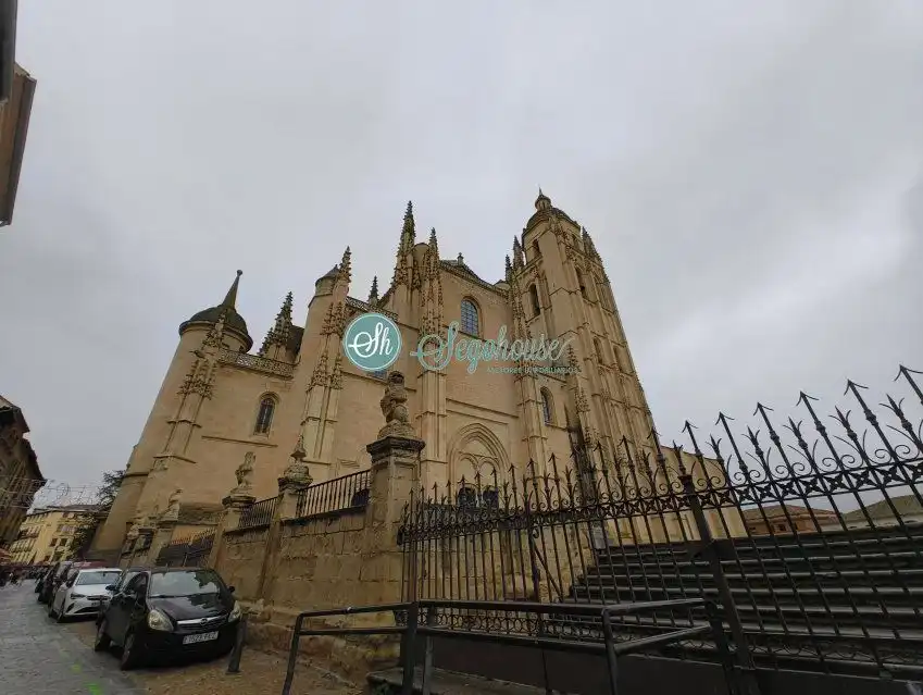 Inmuebles singulares con ascensor en venta en Plaza Mayor - San Agustín, imagen 12