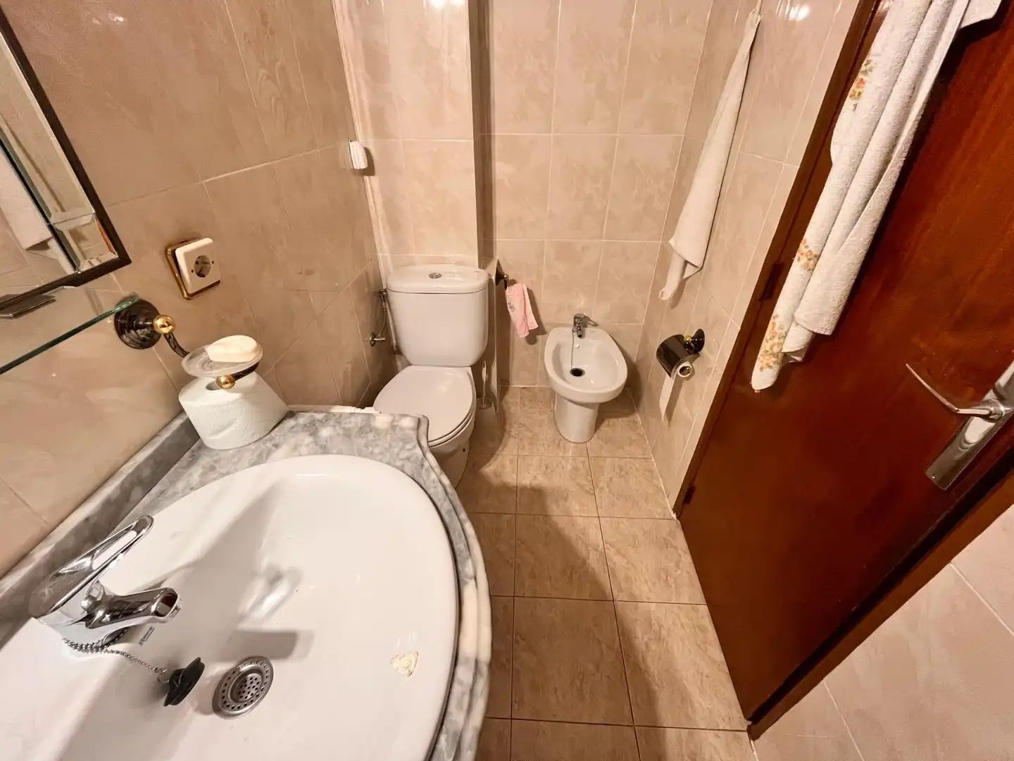 Badezimmer von Wohnung zum Verkauf in Córdoba mit Terrasse und Möbliert