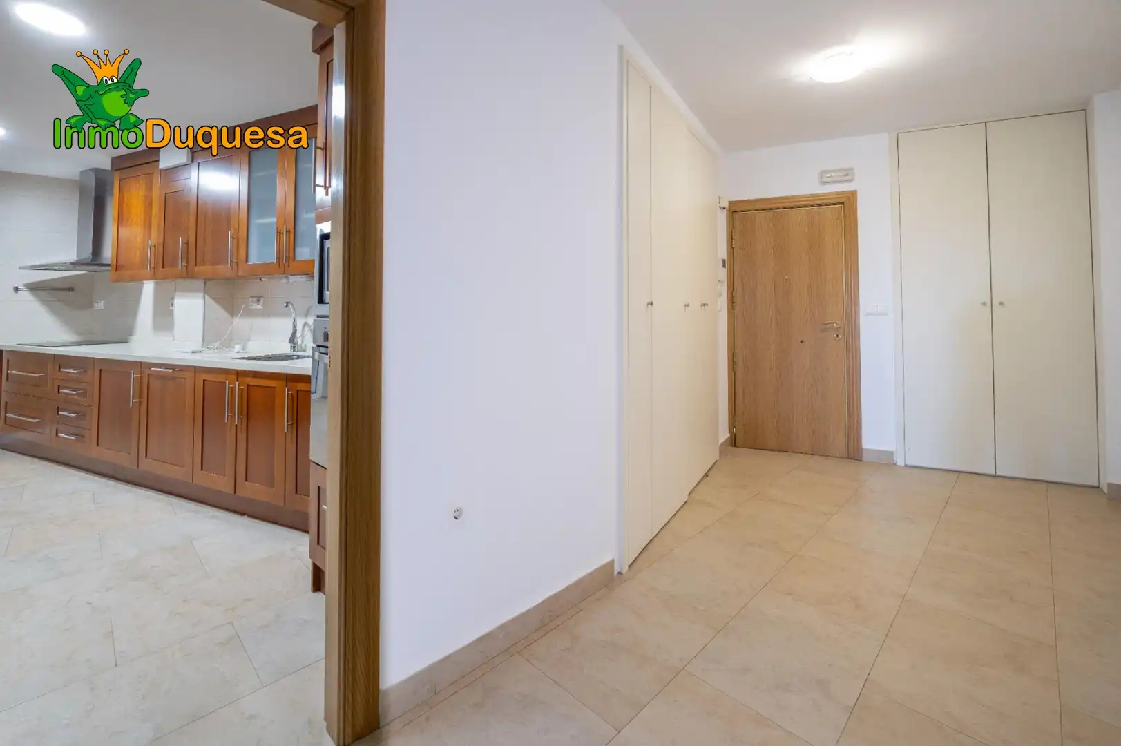 Flat for sale in Granada  with Air Conditioner and Heating