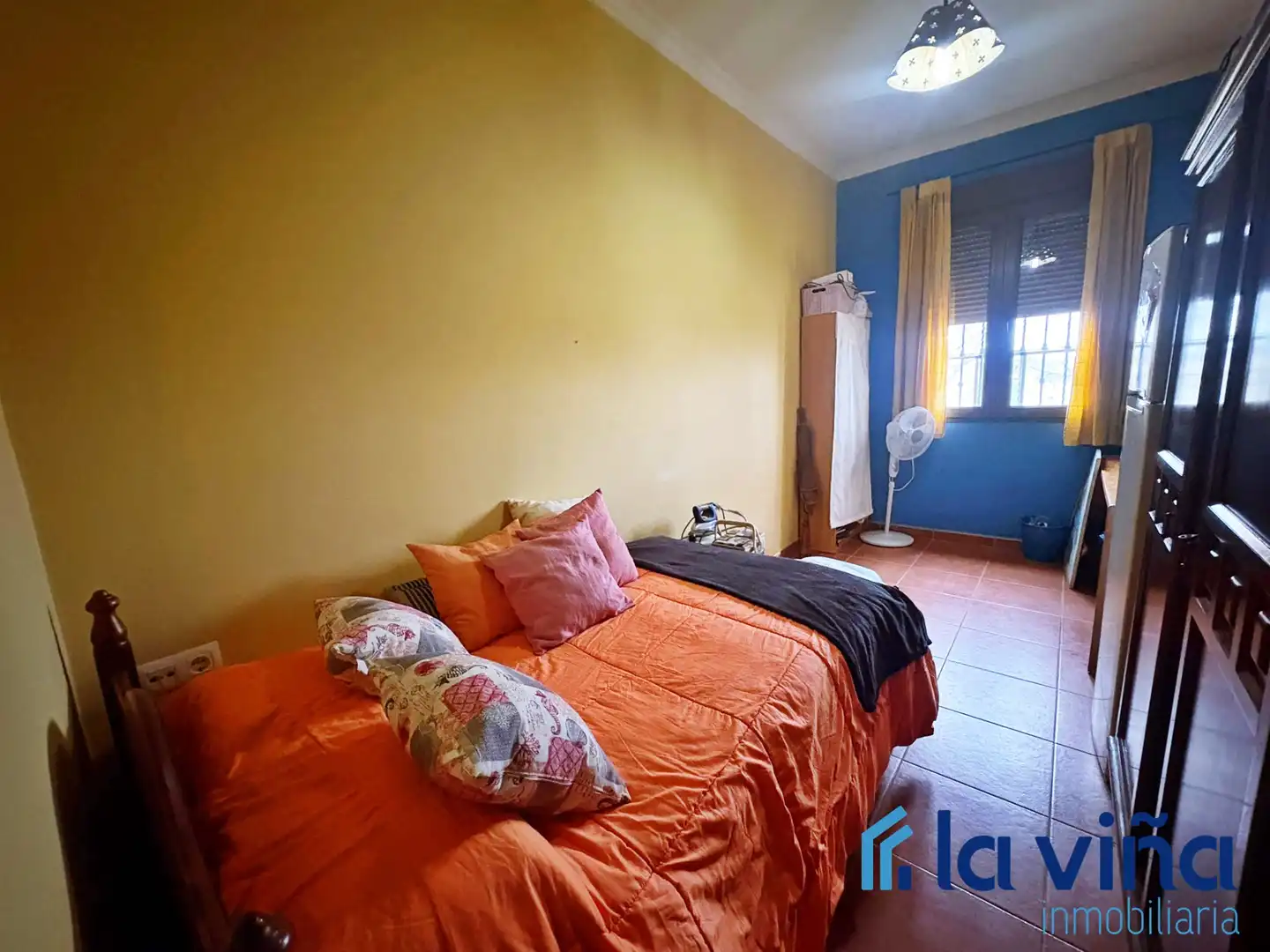 Habitación de Casa o chalet en venta en Los Corrales con Aire acondicionado y Amueblado