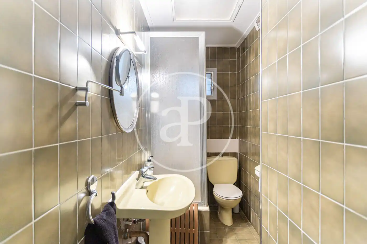 Bathroom of Houses for sale in Terrassa  with Heating, Private garden and Terrace