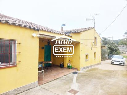 Vista exterior de Finca rústica en venda en  Lleida Capital amb Calefacció, Terrassa i Traster