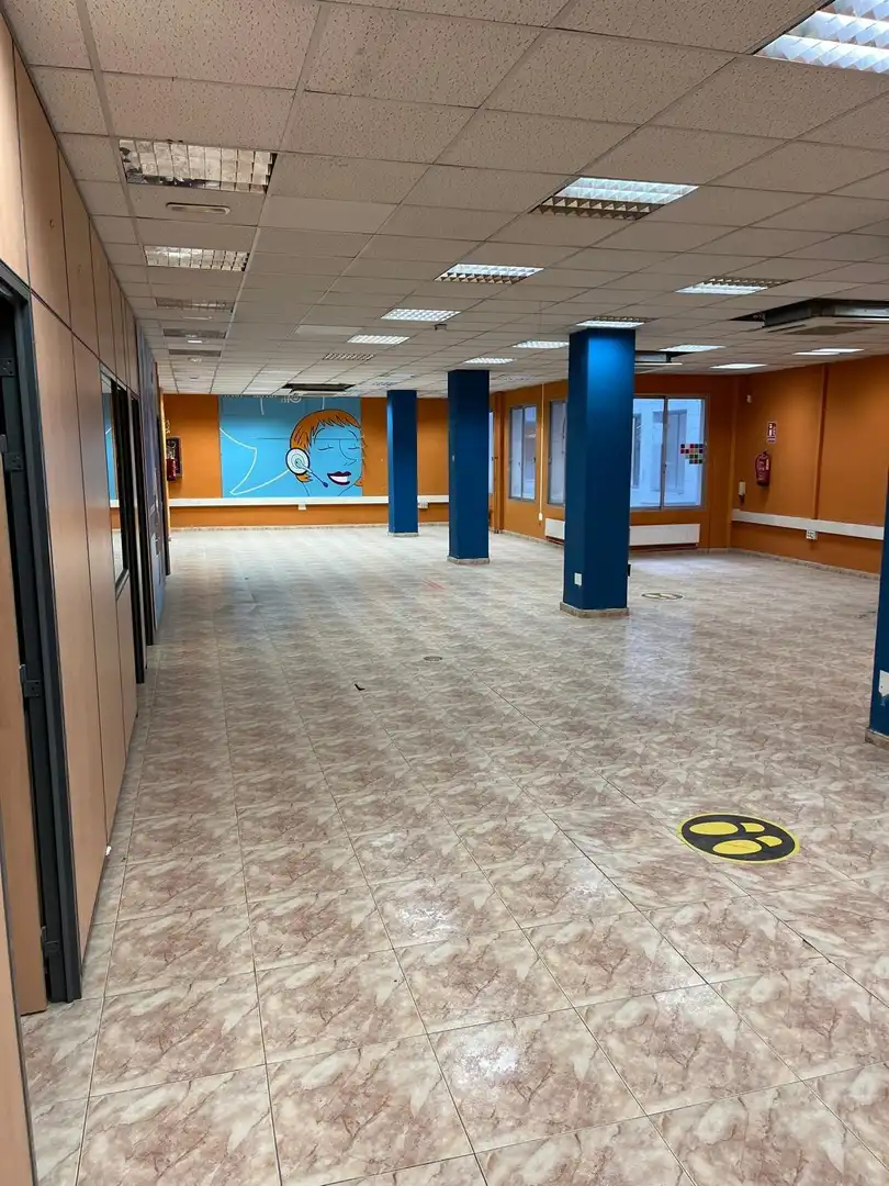 Büro zum Verkauf in Calle de Valentín Beato, imagen 4