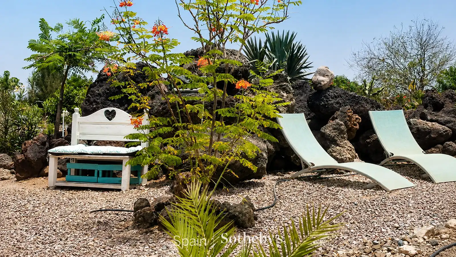 Garden of Houses for sale in Tuineje  with Air Conditioner, Heating and Private garden