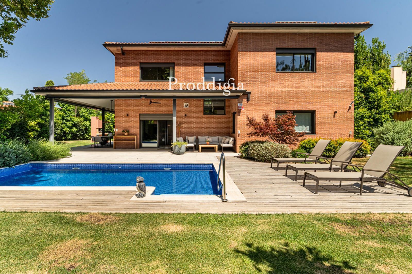 Piscina de Casa o chalet en venta en Sant Cugat del Vallès con Aire acondicionado, Calefacción y Trastero