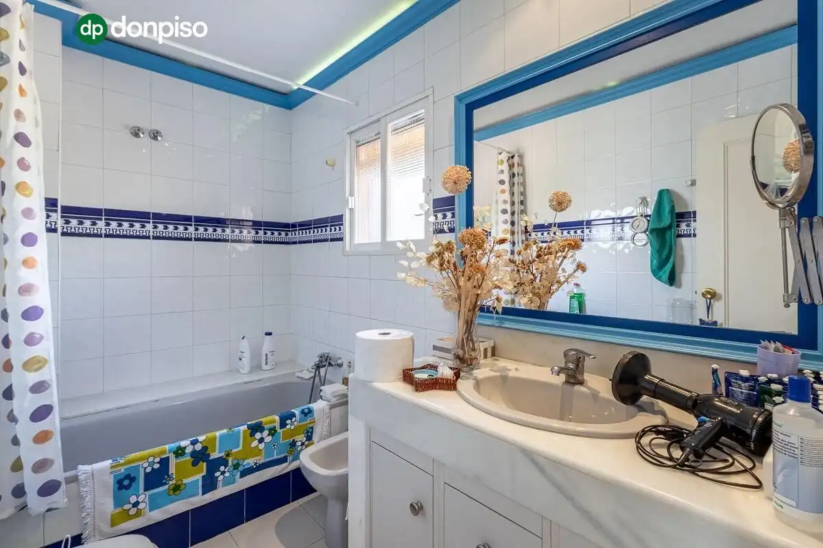 Detached house with terrace for sale in Calle SEVERO OCHOA, imagen 31