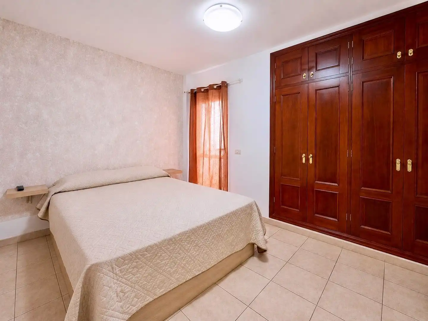 Habitación de Piso en venta en Arona