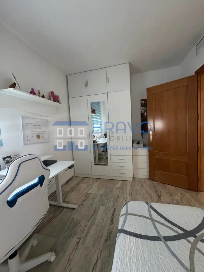Dormitori de Àtic en venda en Don Benito amb Aire condicionat, Calefacció i Terrassa