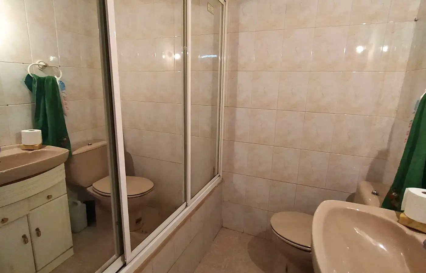 Bany de Casa adosada en venda en Daganzo de Arriba amb Aire condicionat, Jardí privat i Terrassa