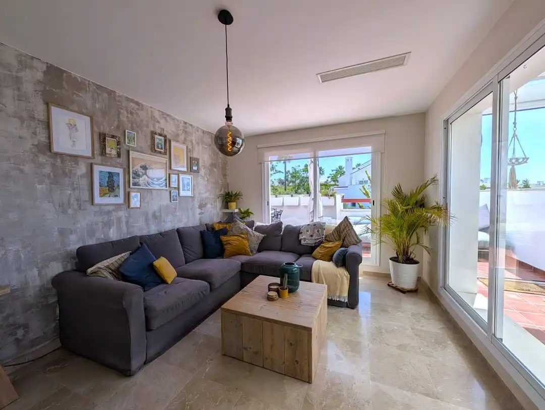 Sala de estar de Ático en venta en La Alcaidesa con Aire acondicionado, Calefacción y Terraza