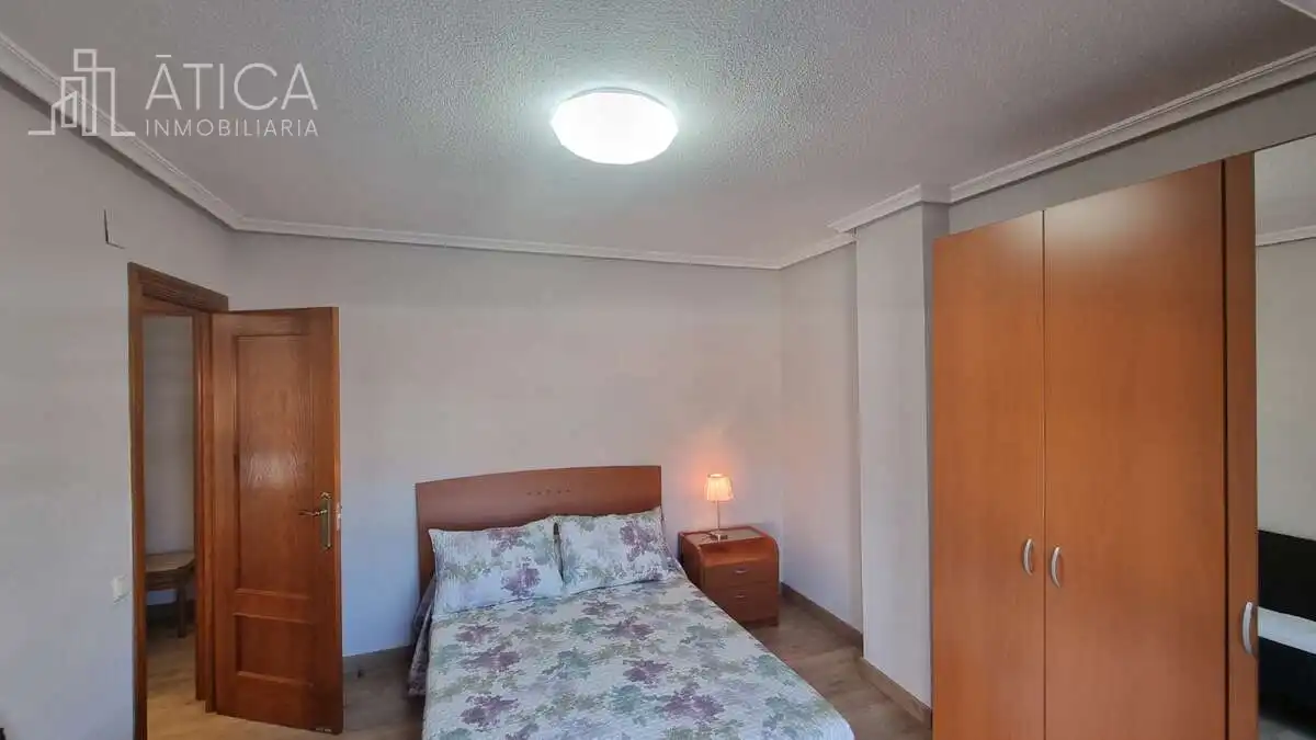 Dormitori de Àtic de lloguer en San Bernardo - Carmelitas - Campus