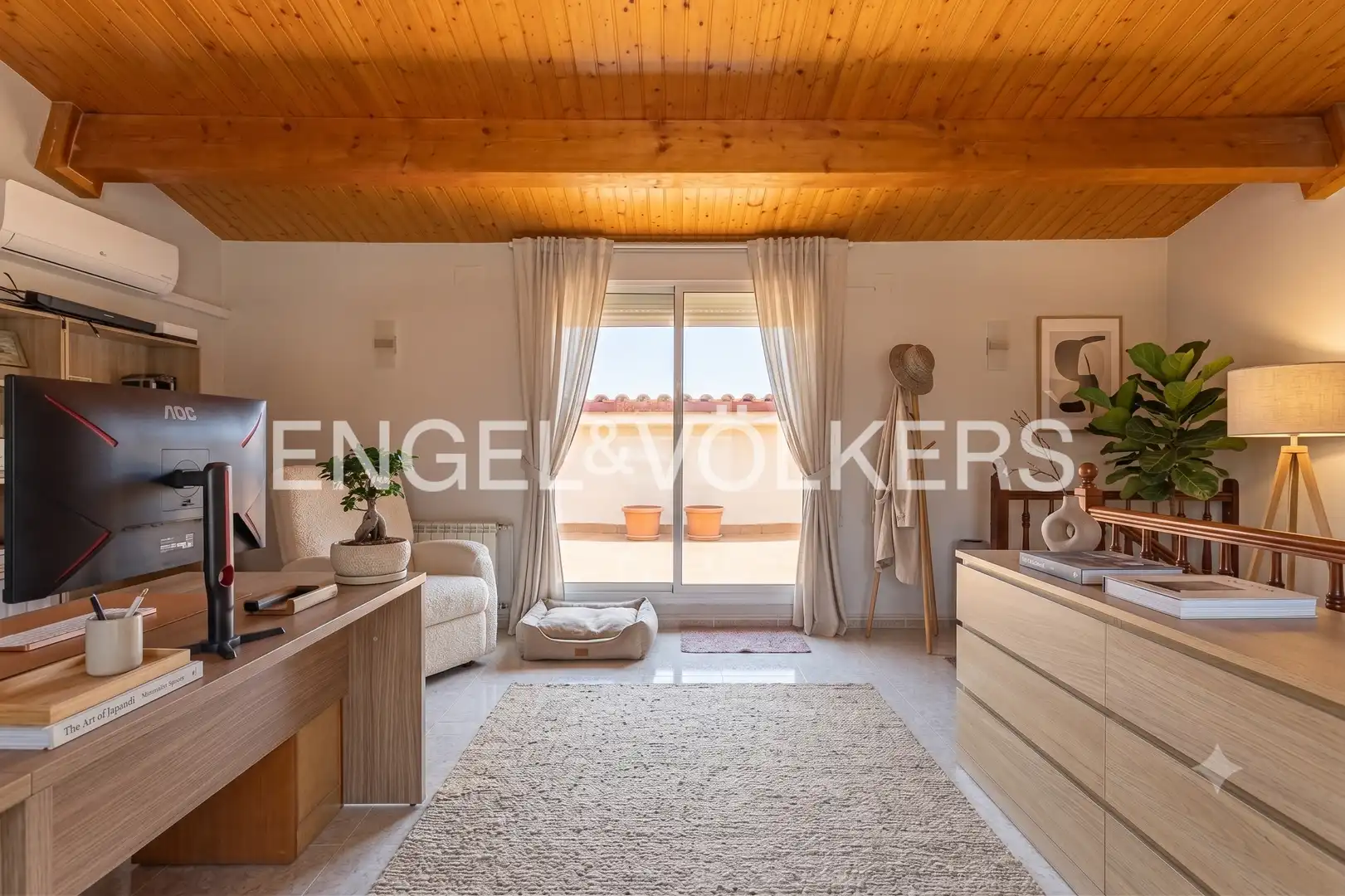 Living room of Detached homes for sale in Rubí  with Air Conditioner, Heating and Parquet flooring