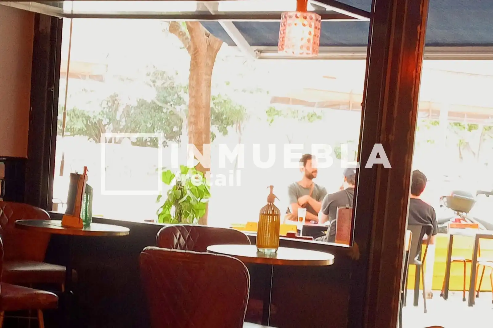 Local de alquiler en Barcelona con Aire acondicionado, Terraza y Amueblado