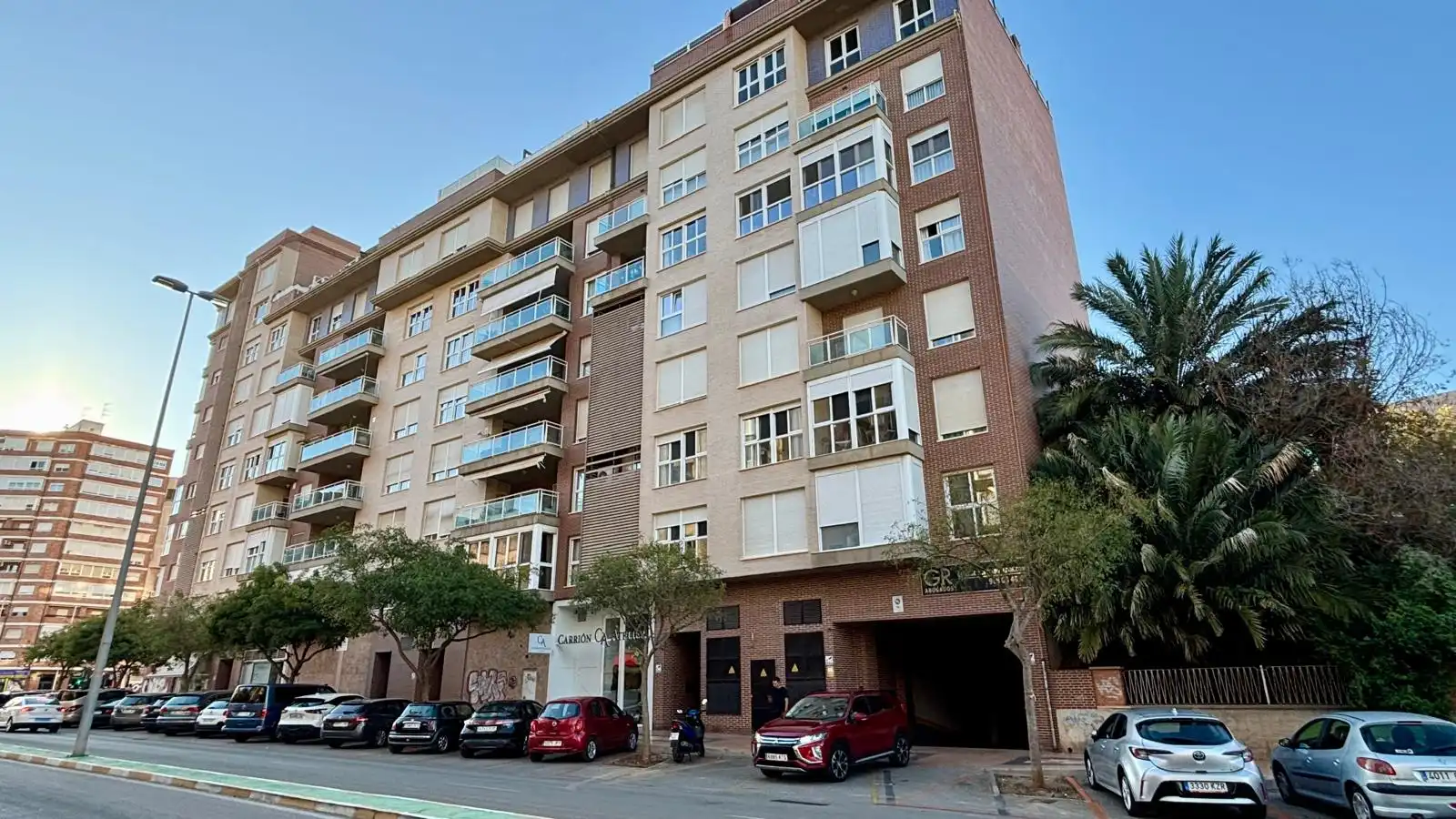 Individual amb ascensor en venda a Calle Trafalgar 1