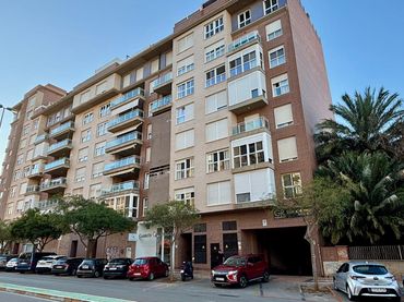 Individuel avec ascenseur à vendre à Calle Trafalgar 1