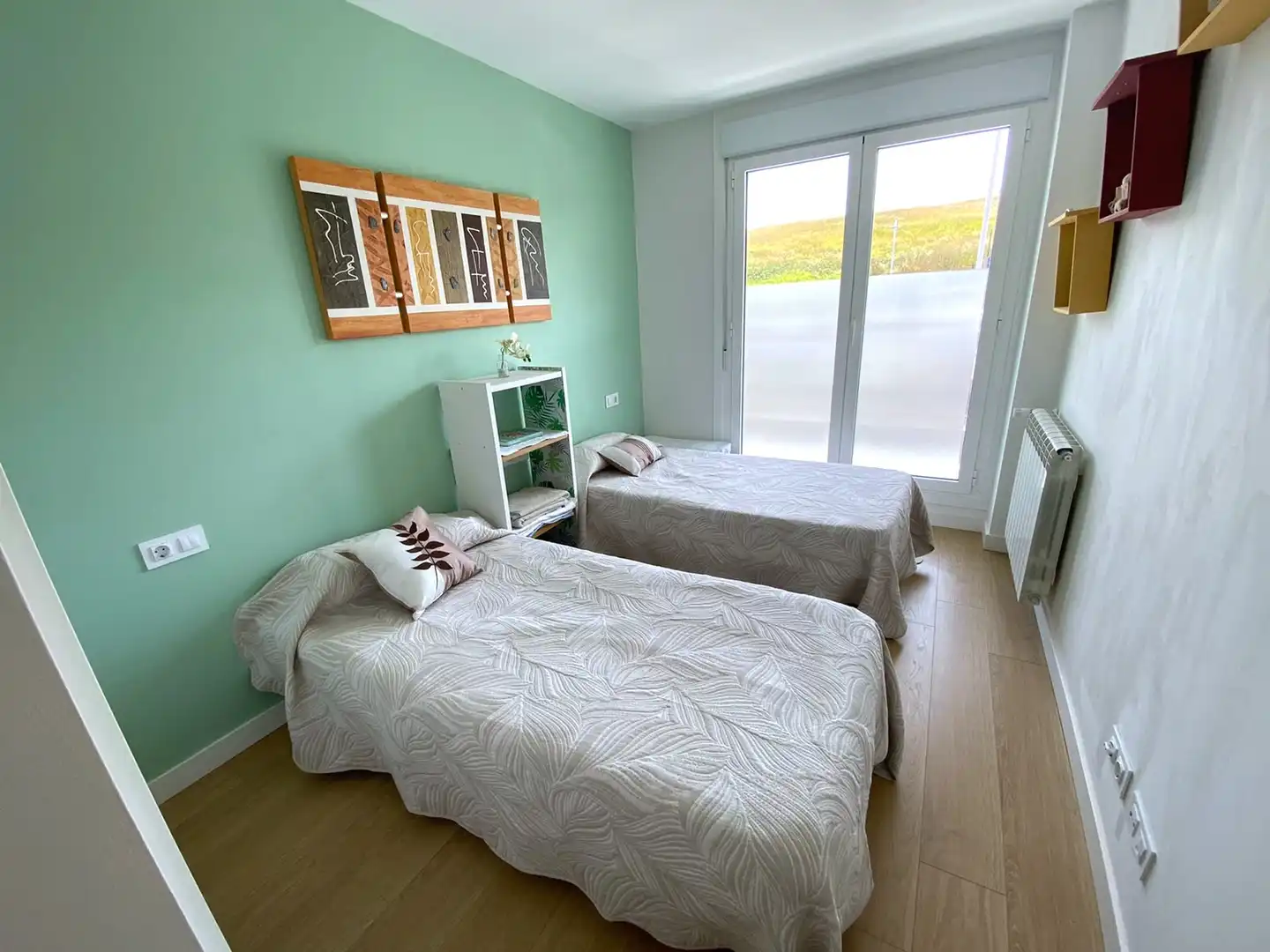 Bedroom of Flat for sale in Castro-Urdiales  with Heating, Private garden and Parquet flooring