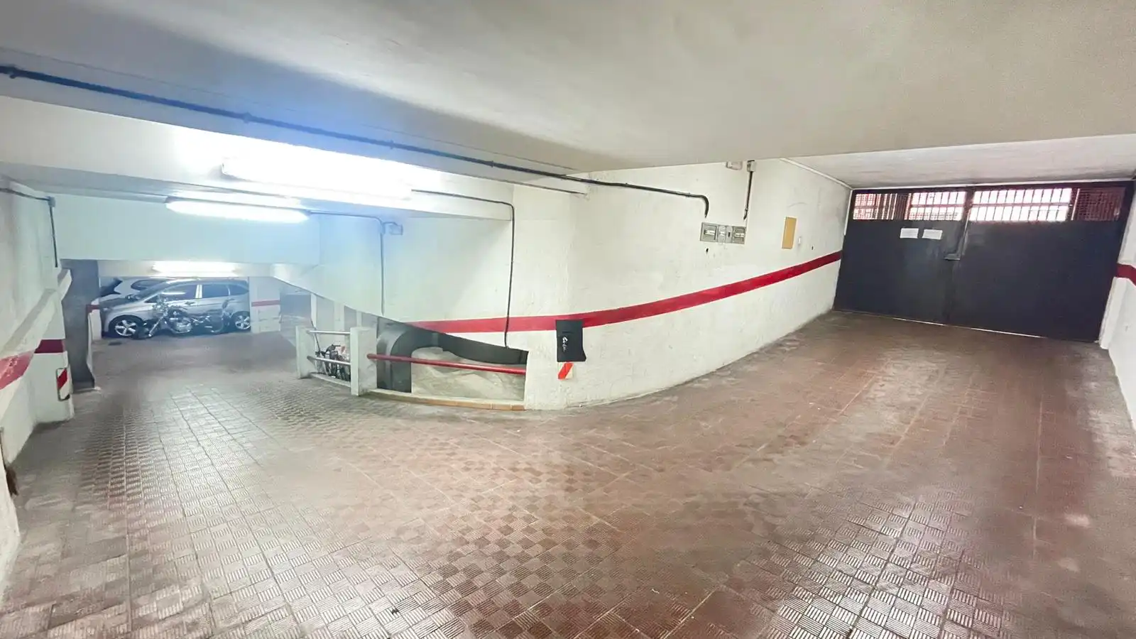 Garatge de lloguer a Calle de Juan Duque, Imperial