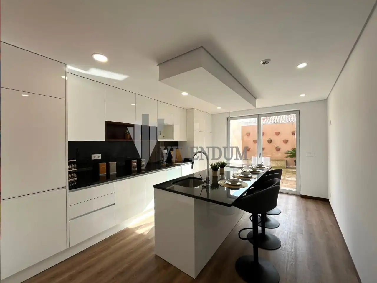 Kitchen of Duplexes for sale in Vigo   with Heating and Terrace