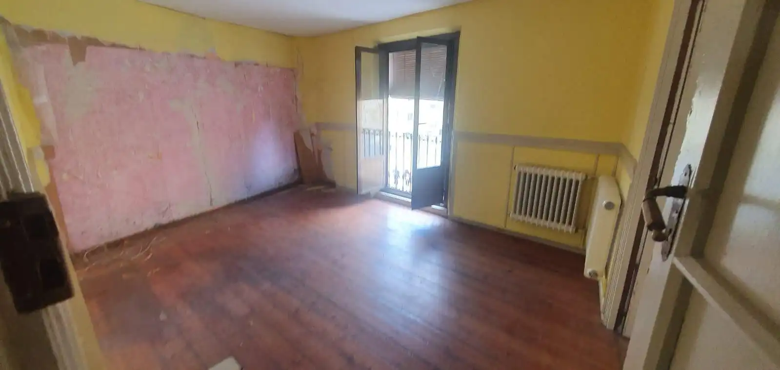 Habitación de Edificio en venta en León Capital 