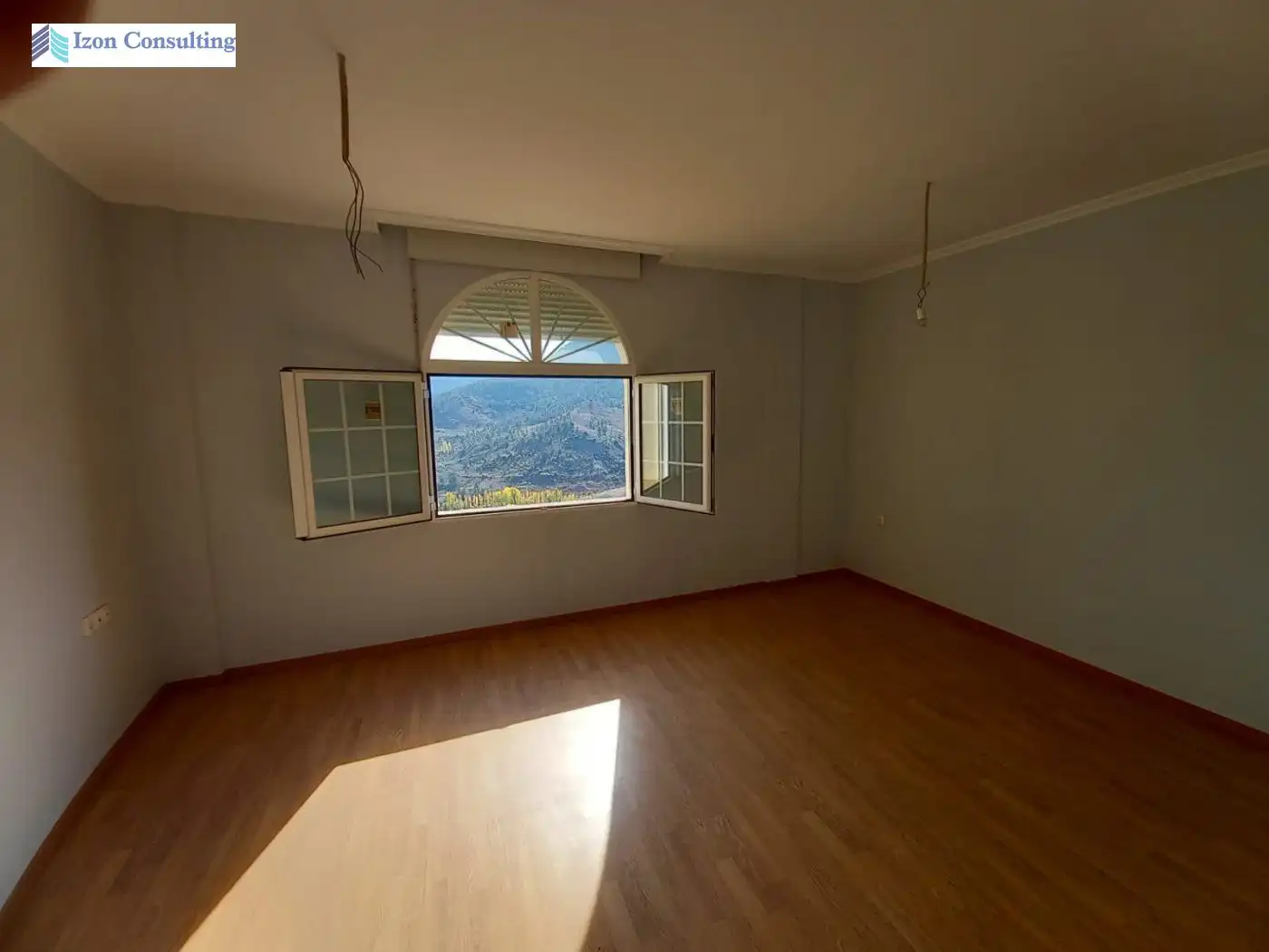 Habitación de Edificio en venta en Paterna del Madera