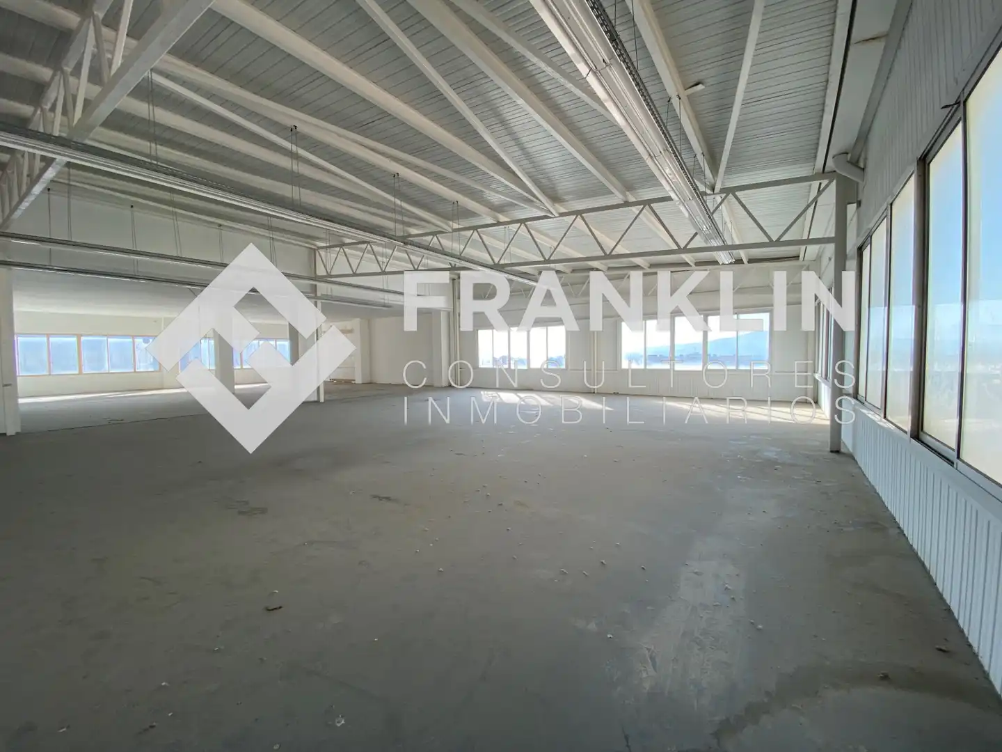 Industrial building with lift to rent in Carrer de la Indústria, imagen 9