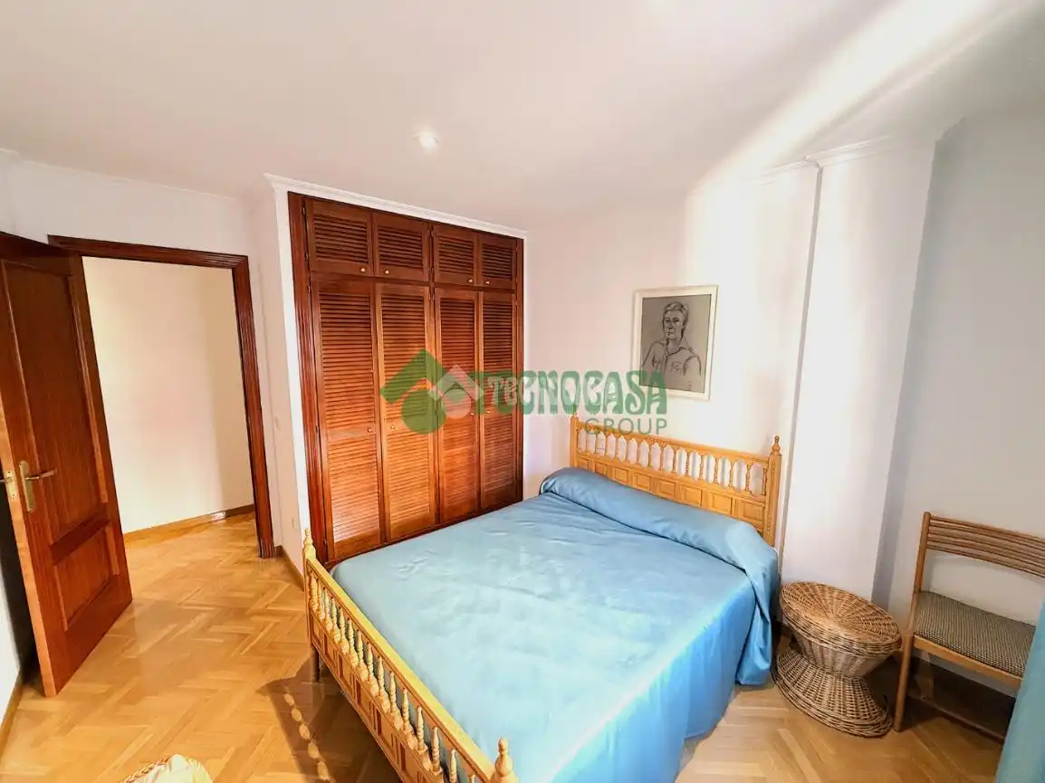 Bedroom of Flat for sale in Cuenca  with Air Conditioner, Heating and Terrace