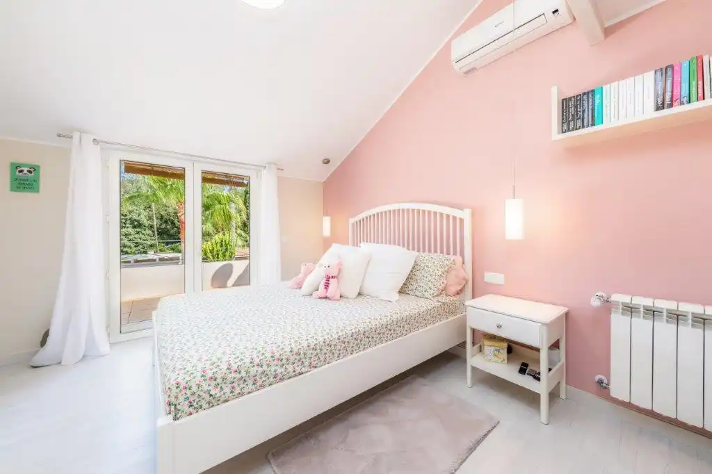 Bedroom of Houses for sale in Pollença  with Air Conditioner, Heating and Private garden