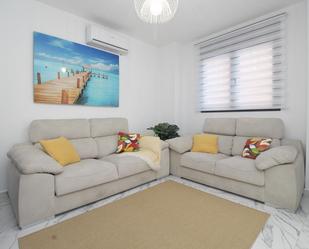 Sala d'estar de Estudi en venda en Málaga Capital amb Aire condicionat, Calefacció i Moblat