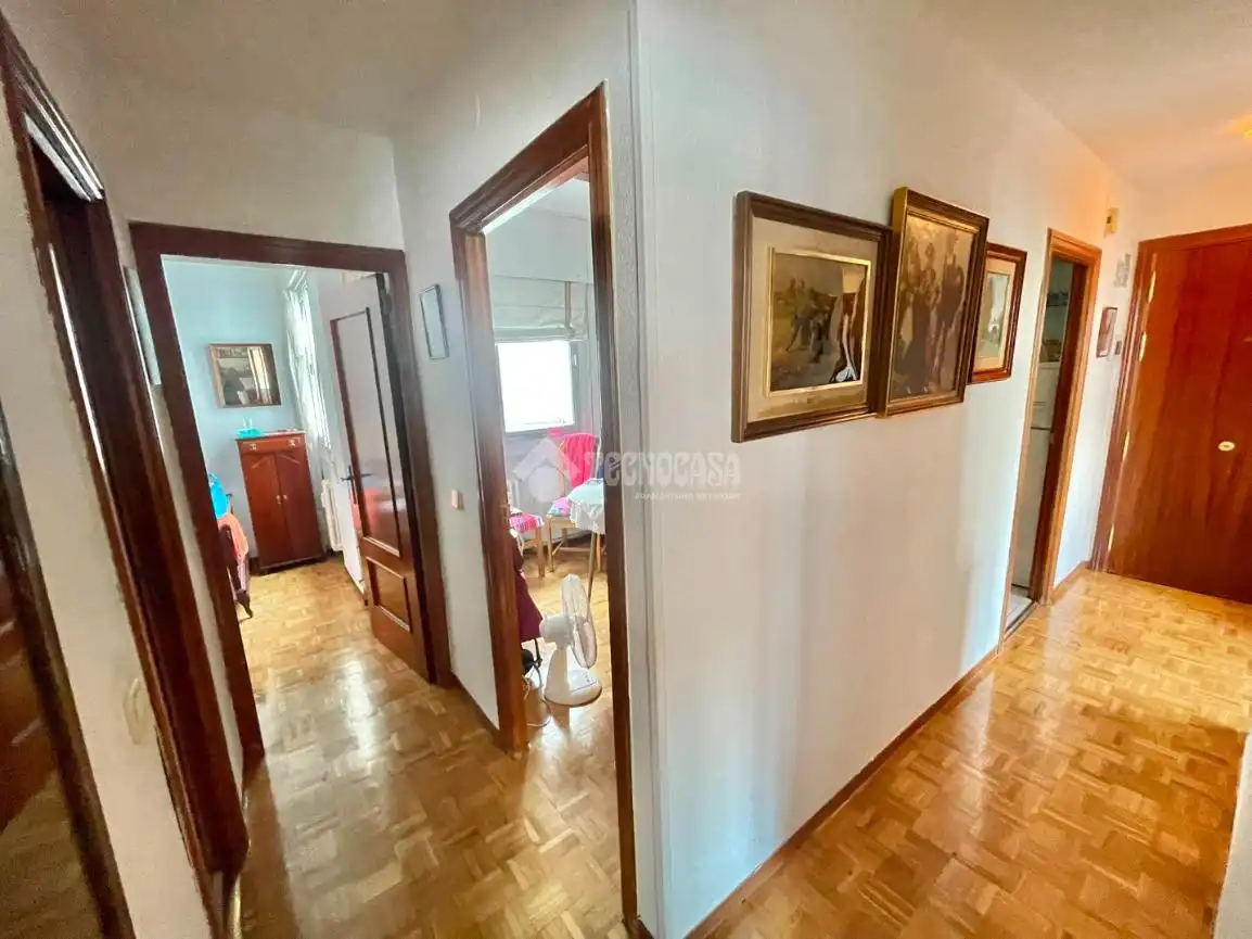 Appartamento con terrazza in vendita a Calle Daganzo, imagen 2