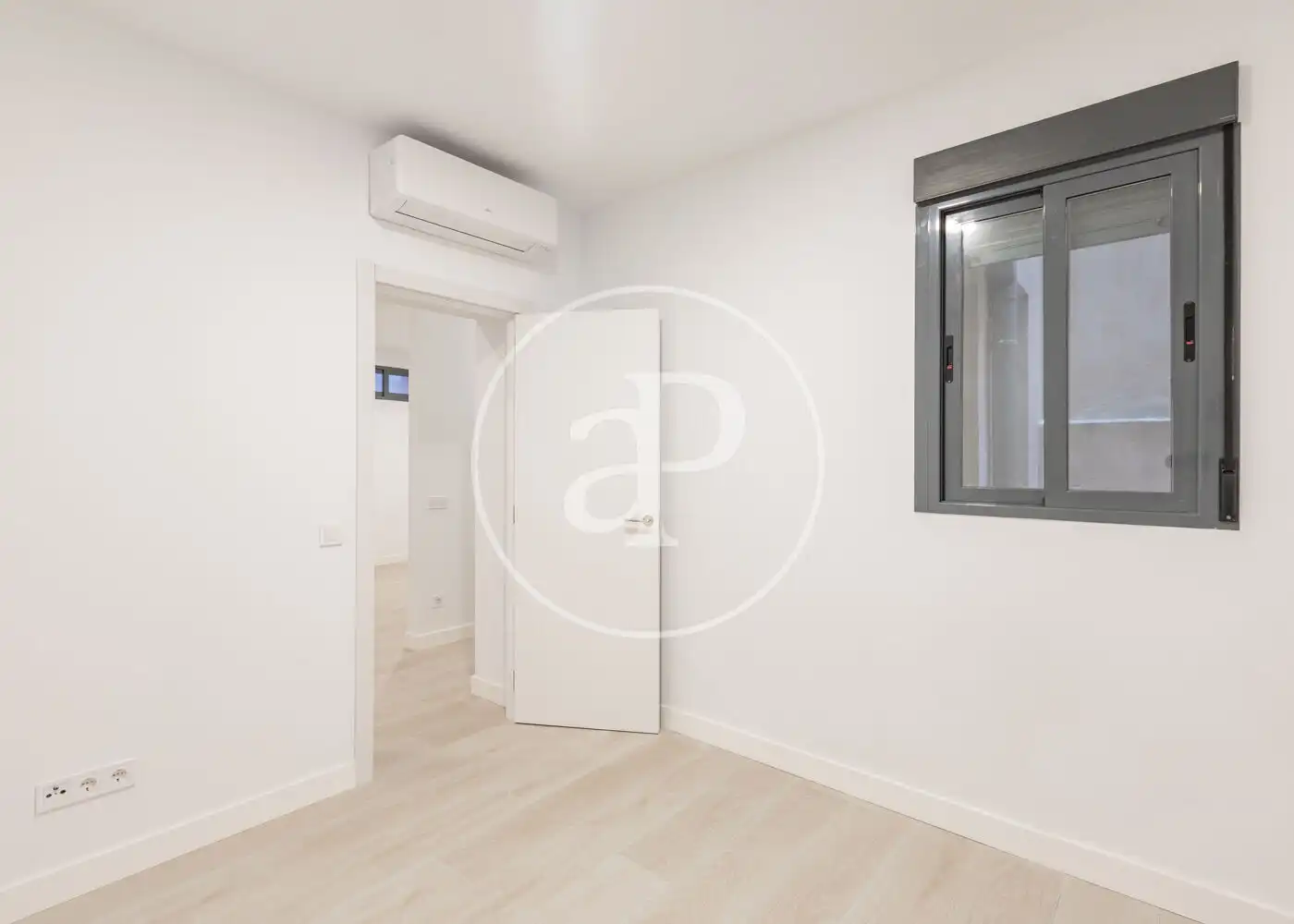 Wohnung zum Verkauf in Madrid mit Klimaanlage und Heizung