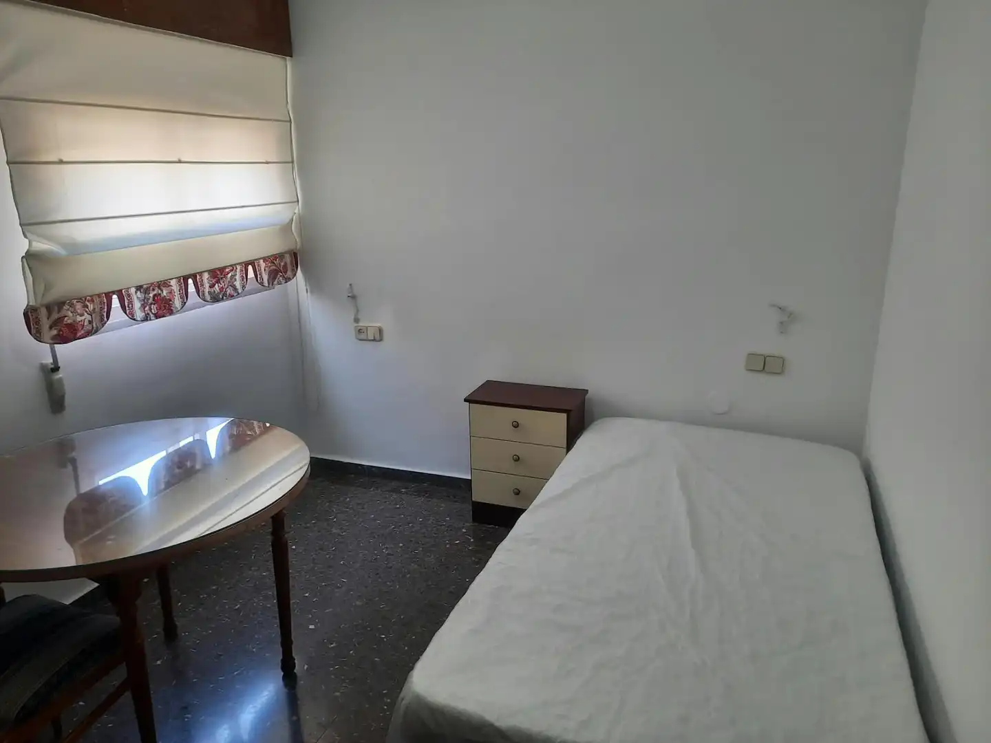 Flat with terrace to rent in Feria, imagen 10