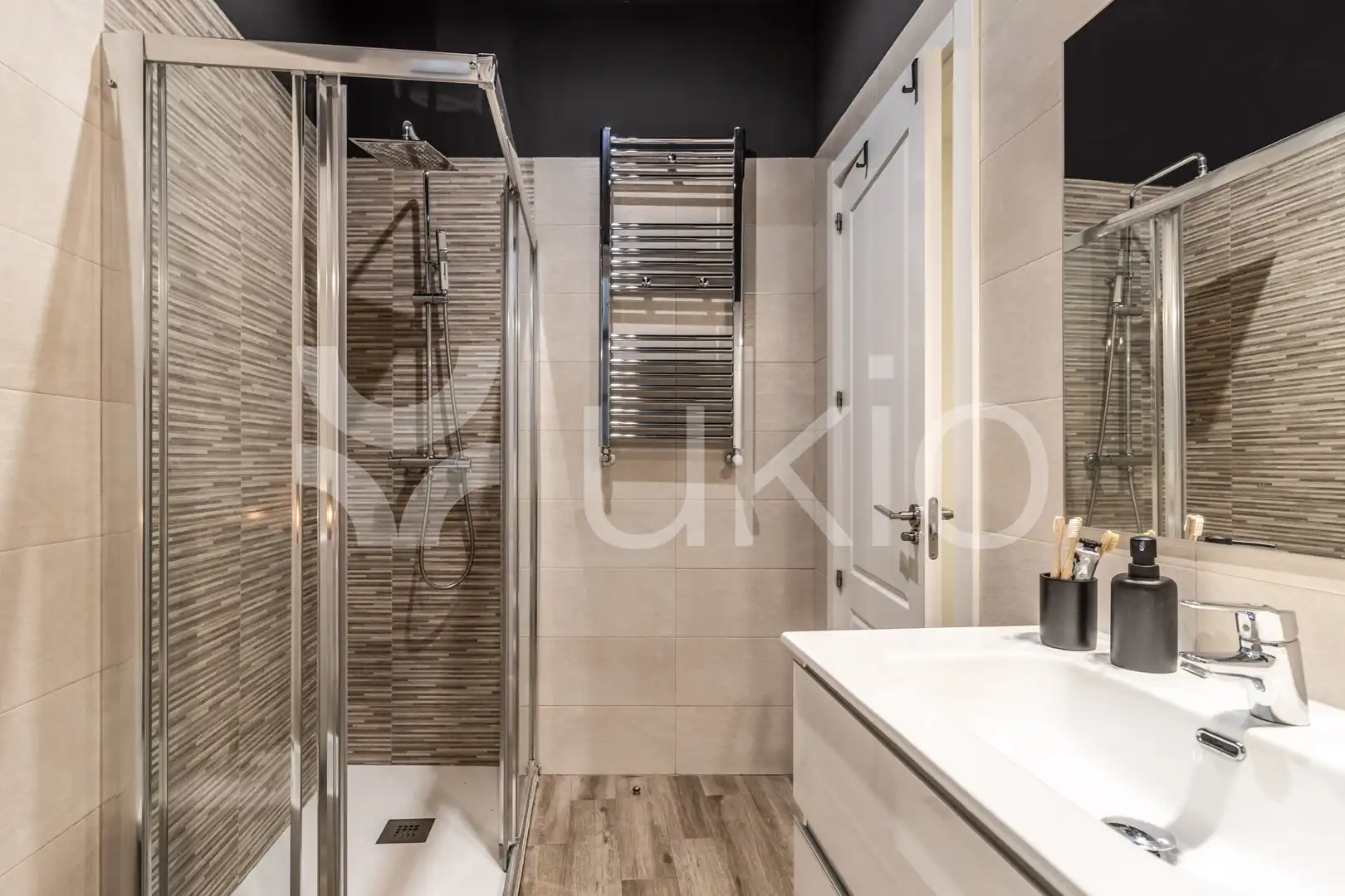 Apartament amb ascensor de lloguer a Calle de Gravina, imagen 23