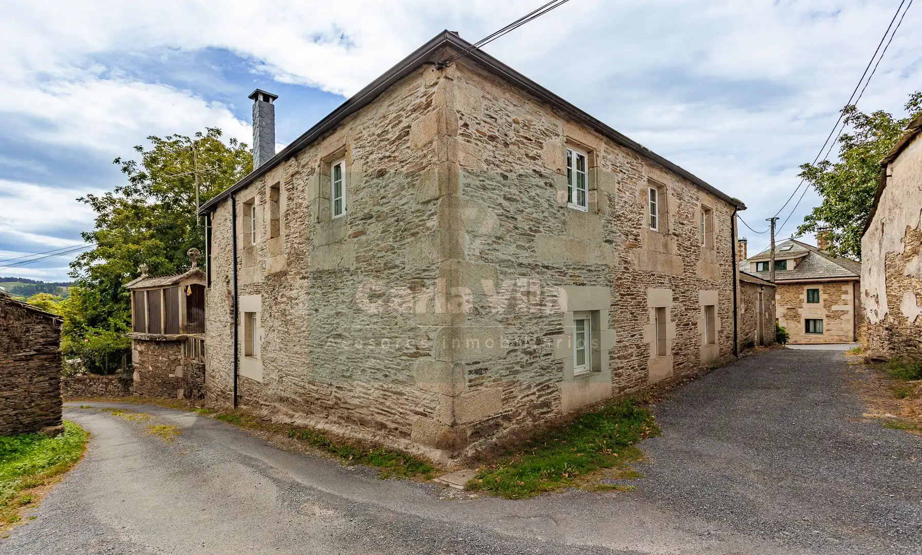 Vista exterior de Finca rústica en venda en Lugo amb Jardí privat, Parquet i Terrassa